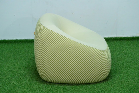 Image 1 of Artifort Swam design armchair