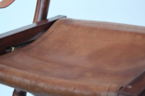 Image 1 of Offieciers stoel - wood and leather upholstery - Military Campaign style