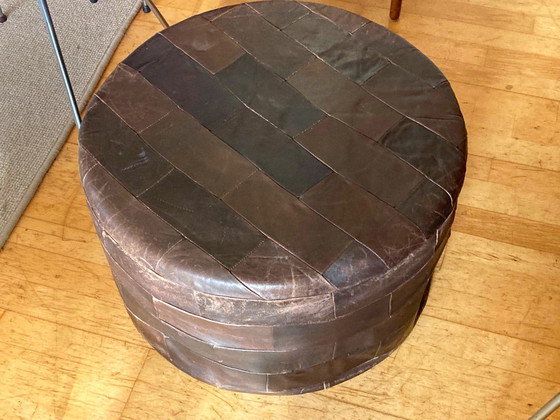 Image 1 of Pouf vintage en cuir marron des années 1970