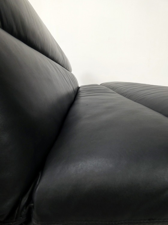 Image 1 of Artifort C683 - 3 seater sofa by Kho Liang in black leather