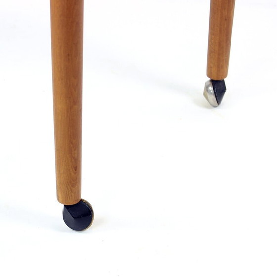 Image 1 of Tavolino da caffè vintage su ruote in teak, Cecoslovacchia, anni '70