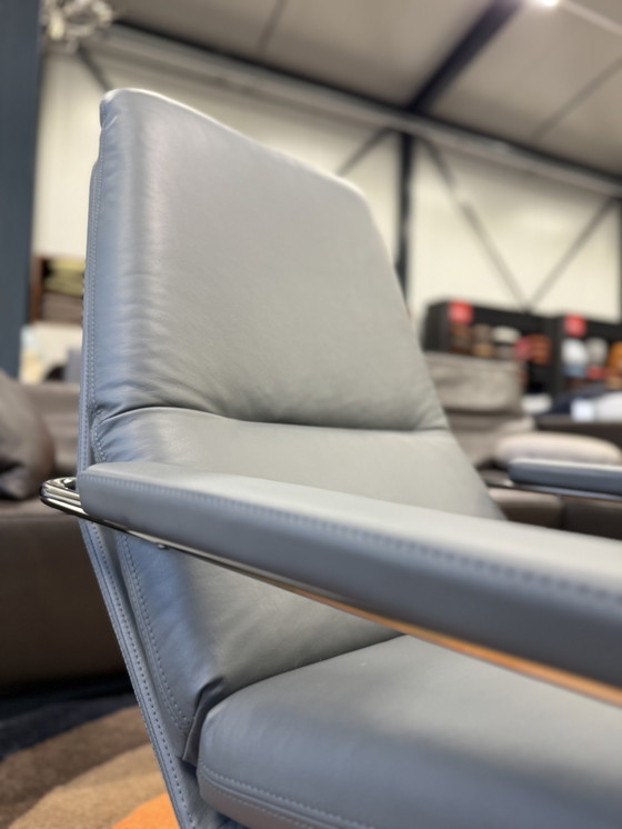 Image 1 of New Gelderland 400 Armchair gray leather swivel chair