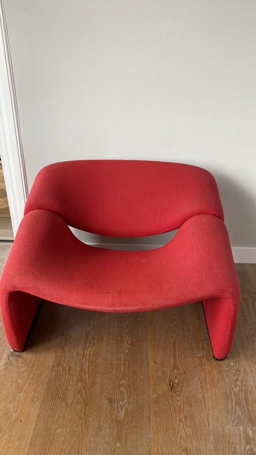 Artifort groovy armchair red