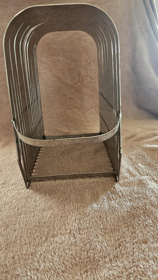 Reading Or Record Rack Design