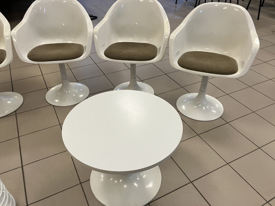 Image 1 of 6x Tulip Chairs And 2 Tulip Tables