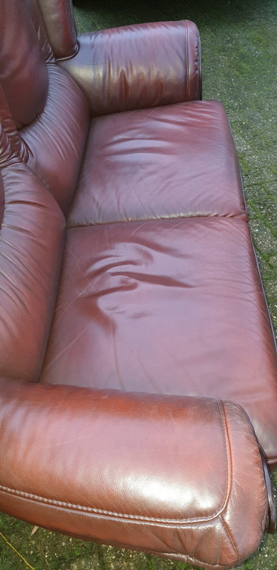 Image 1 of Chesterfield Classic Leather Sofa Set