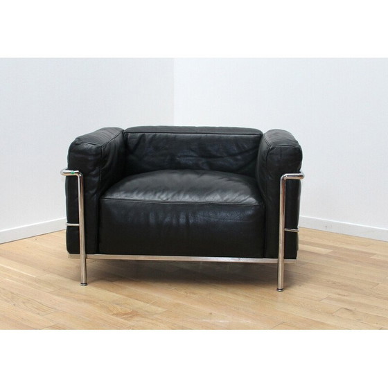 Image 1 of Pair of vintage Lc3 armchairs in chromed aluminum by Le Corbusier for Cassina
