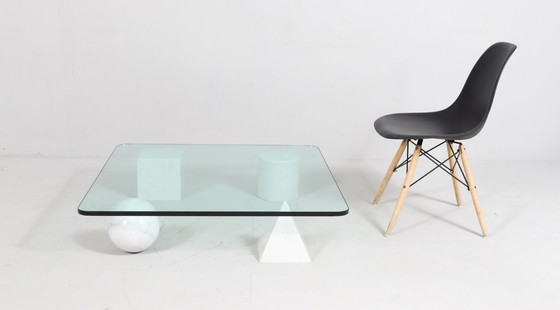 Image 1 of  Coffee Table Made of Carrara Marble by Massimo And Lella Vignelli For Casigliani, Model: 'Metafora', Italy, 1980s