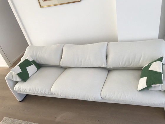 Image 1 of Cassina sofa in perfect condition