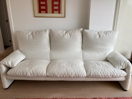 Image 1 of Cassina sofa in perfect condition