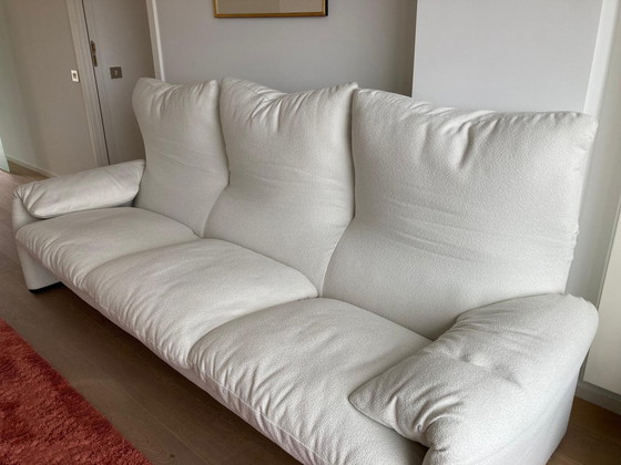 Image 1 of Cassina sofa in perfect condition