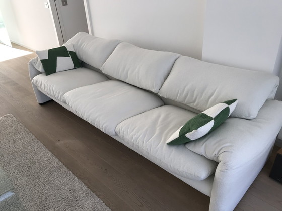 Image 1 of Cassina sofa in perfect condition