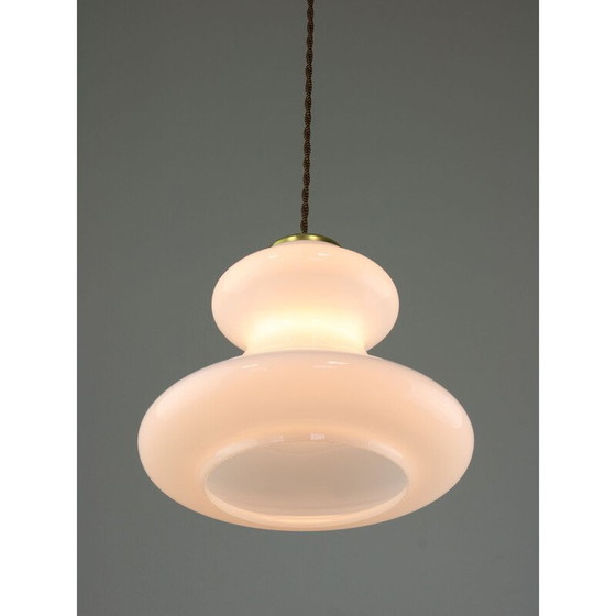 Image 1 of Lampada a sospensione vintage in ottone e vetro bianco, Italia