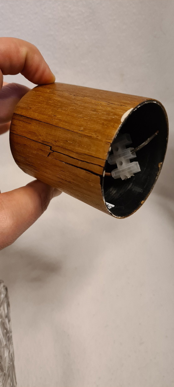 Image 1 of Lámpara de vidrio de mediados de siglo, cristal, casquillo de madera, años 60/70, luz única