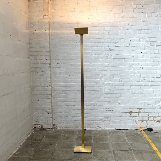 Image 1 of Lampada da terra vintage in ottone