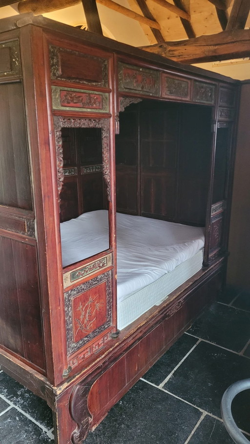 Beautiful Chinese Wedding Bedstead