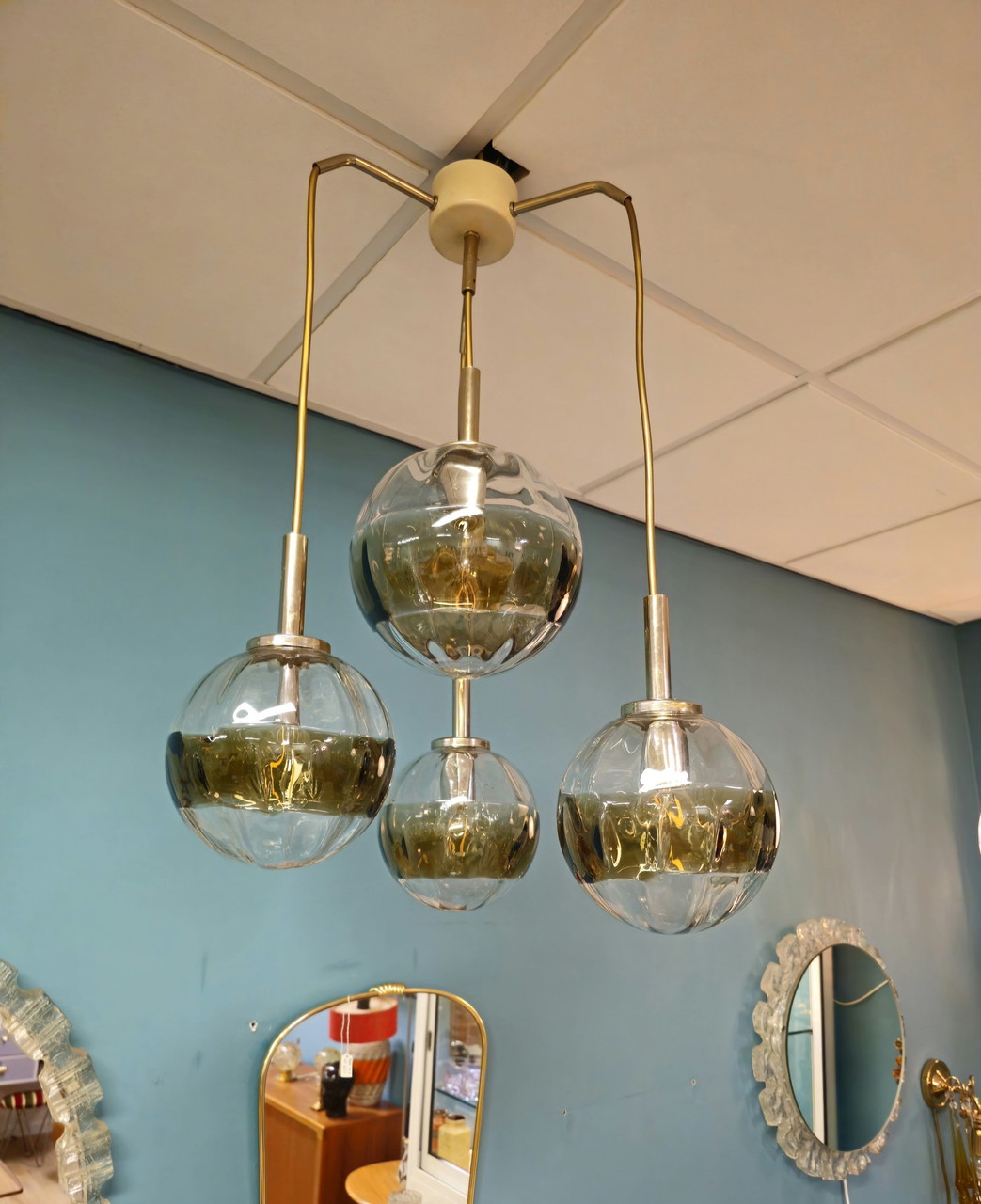 Lampada a sospensione vintage a forma di sfera in vetro a cascata