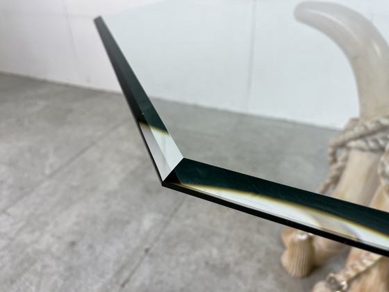 Image 1 of Tavolo da pranzo vintage in finta zanna