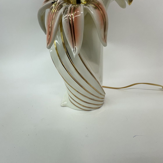 Image 1 of Hollywood regency table lamp ceramic flower