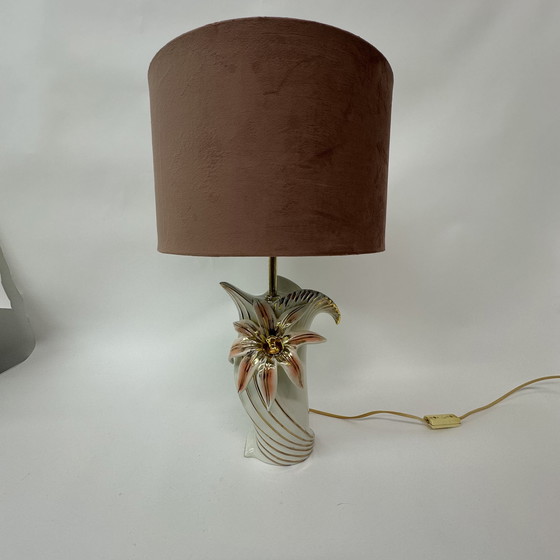 Image 1 of Hollywood regency table lamp ceramic flower