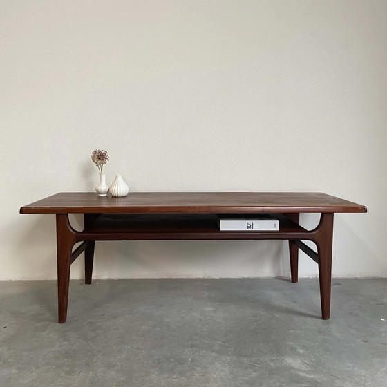 Image 1 of Table basse vintage - table basse en teck