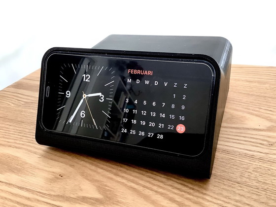 Image 1 of Braun DN-40 Retro Clock