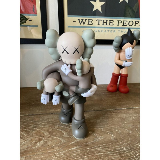 Image 1 of Vintage solid resin figurine