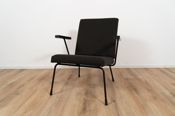 Image 1 of Model 1401 Lounge Chairs By Wim Rietveld