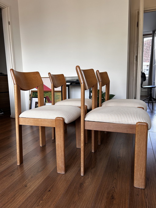 Set Of 4 Danish Solid Oak Wood Mid-Century Modern Chairs