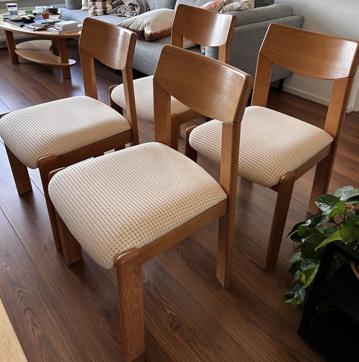 Set Of 4 Danish Solid Oak Wood Mid-Century Modern Chairs