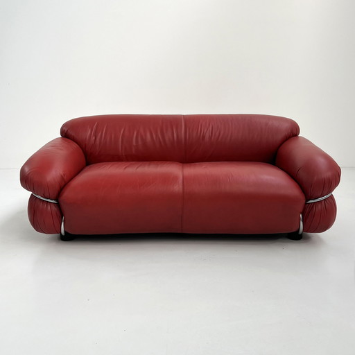 Red Leather Sesann 2-Seater Sofa By Gianfranco Frattini For Cassina, 1970S