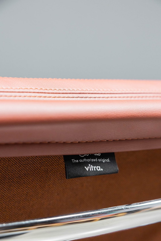 Image 1 of Eames Ea217 Softpad Office Chair