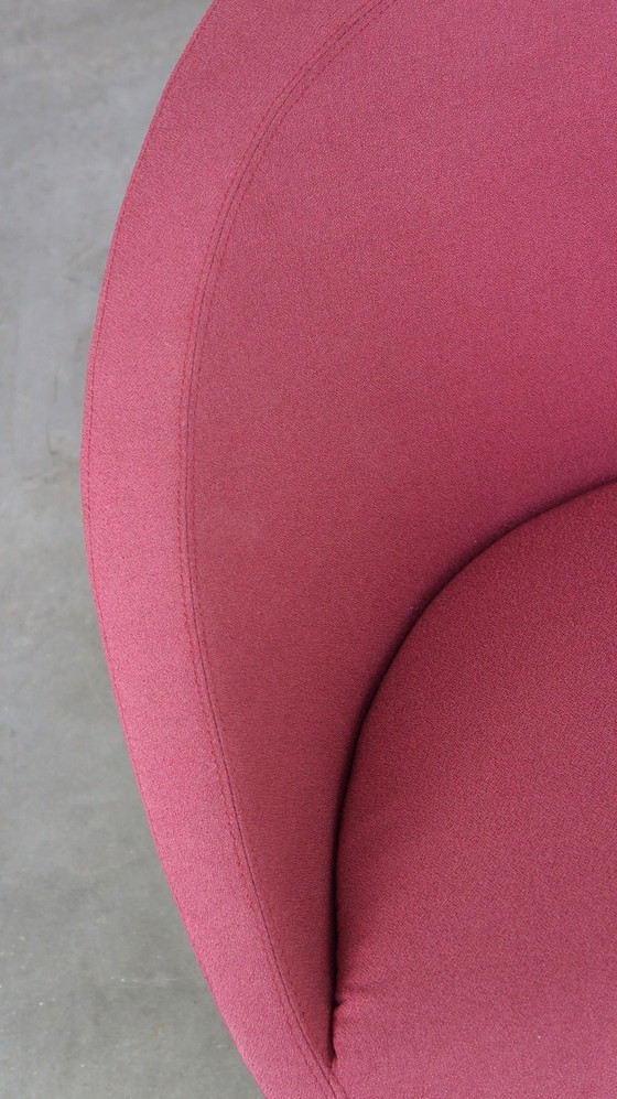 Image 1 of Purple Artifort design armchair model Hanna