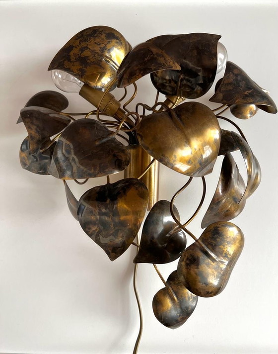 Image 1 of Vintage wall lamp leaves in bronze