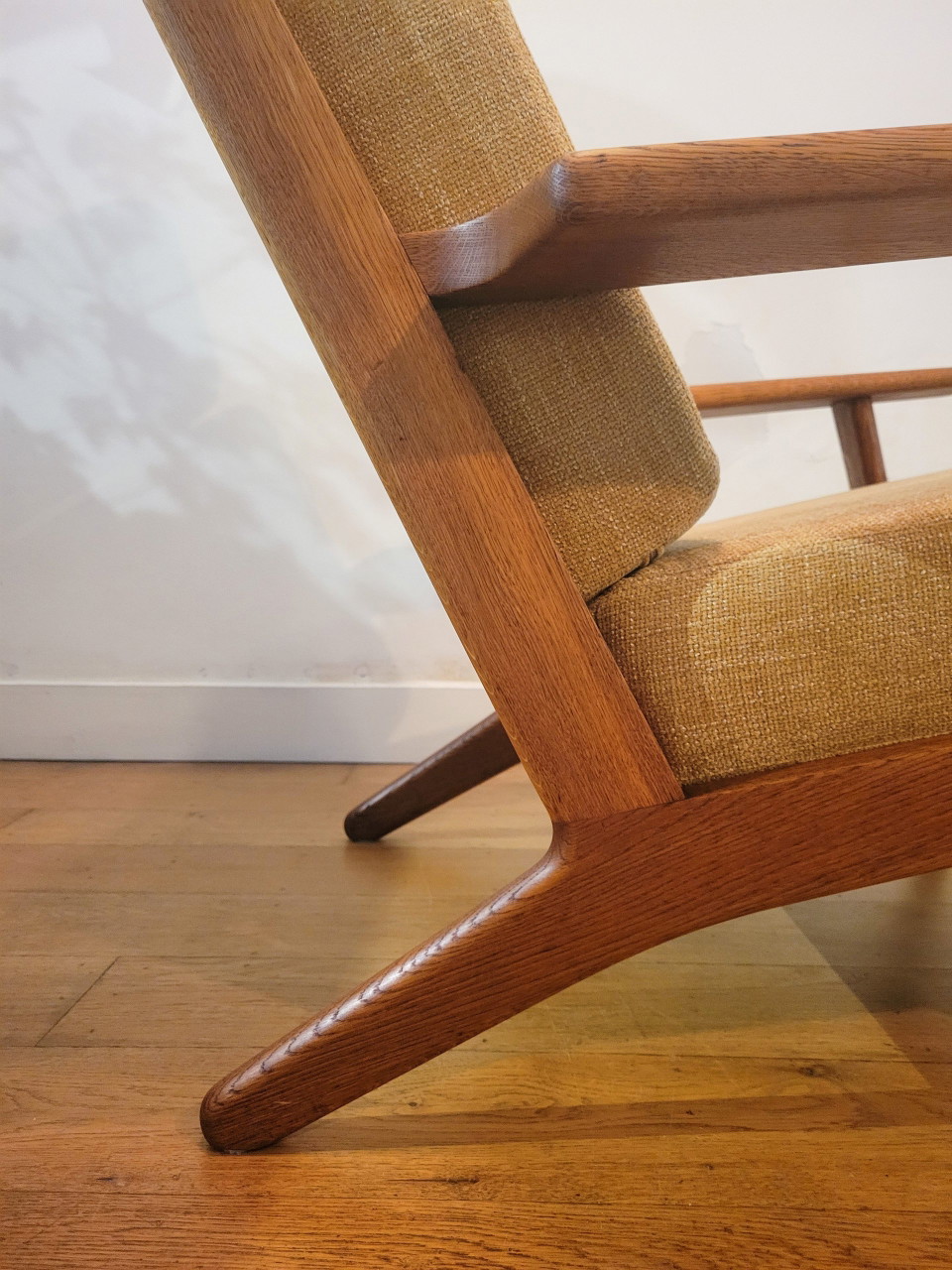Armchair Ge290A By Hans J. Wegner For Getama In Oak | €2,150 | Whoppah