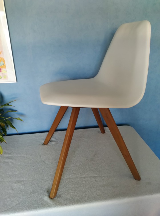 Image 1 of Montis dining room chair