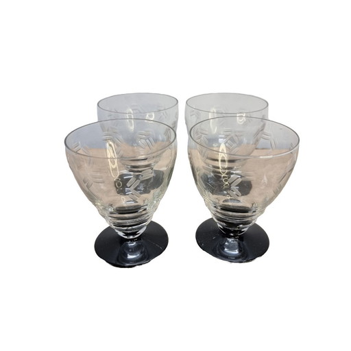 Set Of 4 Art Deco Wine Glasses With Black Foot, 1930s