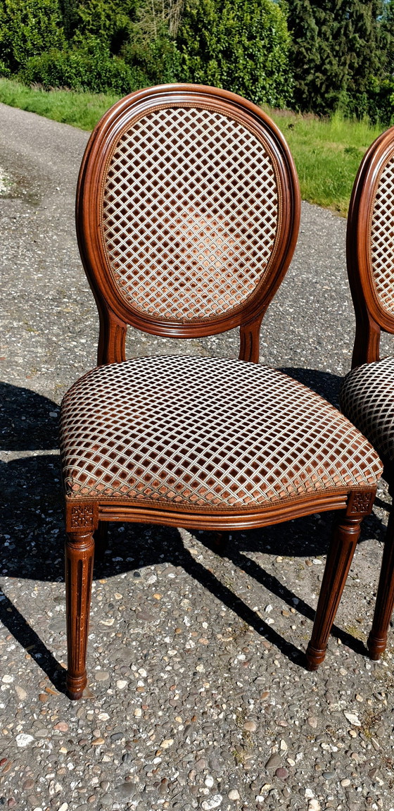 Image 1 of 6x Medallion Dining Chairs