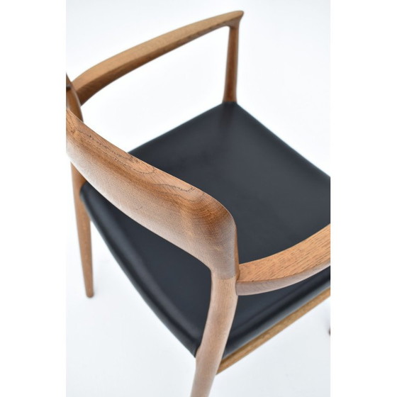 Image 1 of Sillón danés de mediados de siglo, modelo 56, de madera de roble, diseñado por Niels Moller para JL Mollers Mobelfabrik, década 