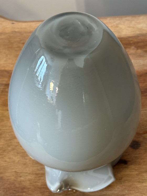 Image 1 of Vase Vintage années 50 en Opaline Grise - Collerette Bleue