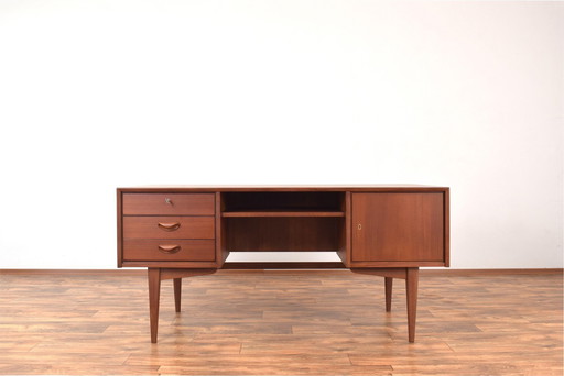 Mid-Century Teak Desk By Franz Ehrlich For Deutsche Werkstätten Hellerau, 1950S.