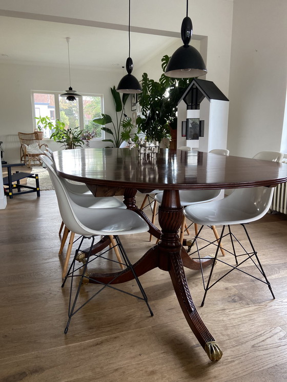 Image 1 of Tavolo da pranzo ovale vintage in legno massello di mogano