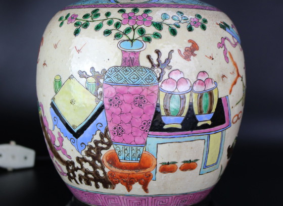 Image 1 of Antique Chinese porcelain Famille rose table lamp