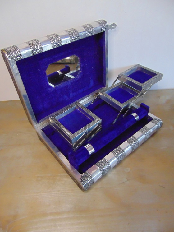 Image 1 of Due scatole o bauli per gioielli 