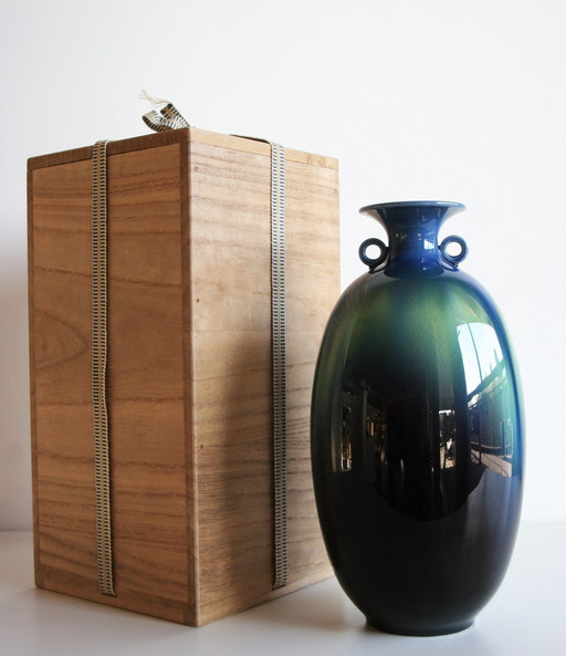 Tokuda Yasokichi Iii Colored-Glaze Porcelain Vase