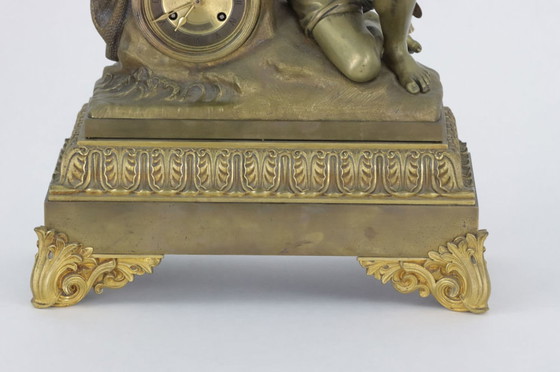 Image 1 of Classical vintage mantel clock