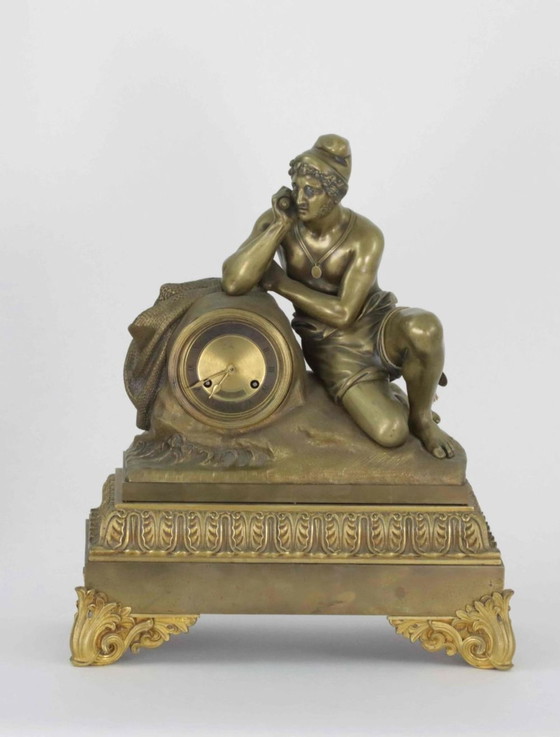 Image 1 of Classical vintage mantel clock