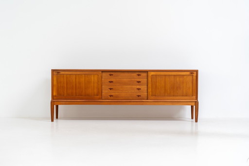 Exceptional sideboard by Henry W. Klein for Bramin (Denmark, 1960).