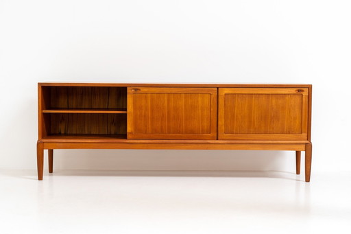 Exceptional sideboard by Henry W. Klein for Bramin (Denmark, 1960).