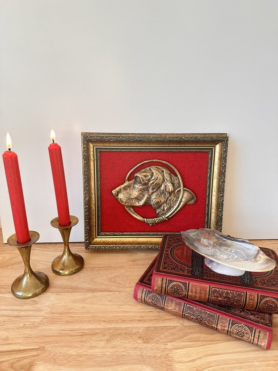 Image 1 of Quadro da parete in ottone con cornice raffigurante un cane e un corno da caccia | 